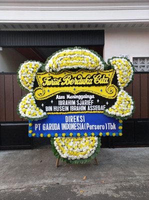 Papan Bunga Duka di Kutasirna